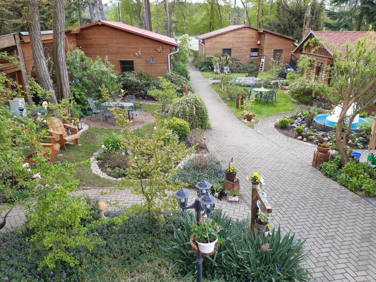 Monikas Gaestehaeuser Seeblick Himmelpfort Extérieur photo